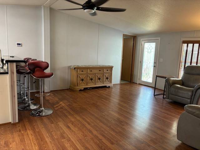 303 Winter Garden Court a Lake Alfred, FL Mobile or Manufactured Home for Sale